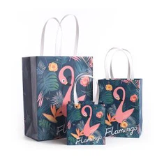 கையால் செய்யப்பட்ட காகித பைகள்